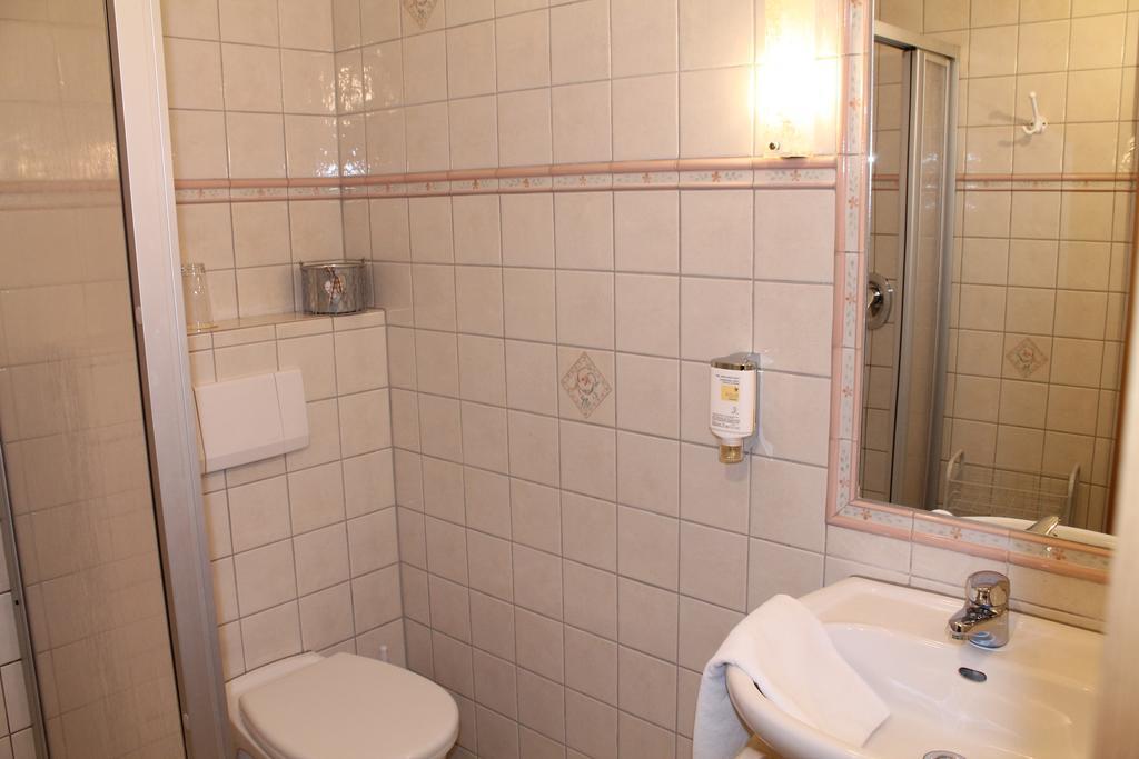 Landhaus Hotel Goeke Hövelhof Habitación foto